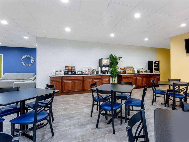 Days Inn By Wyndham Hampton Near Coliseum Convention Center Kültér fotó