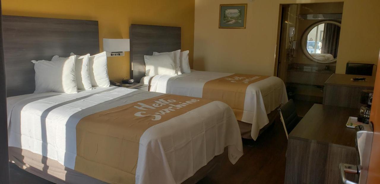 Days Inn By Wyndham Hampton Near Coliseum Convention Center Kültér fotó